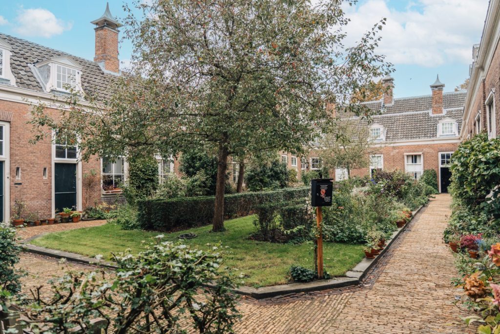 Hofje-van-Noblet-1